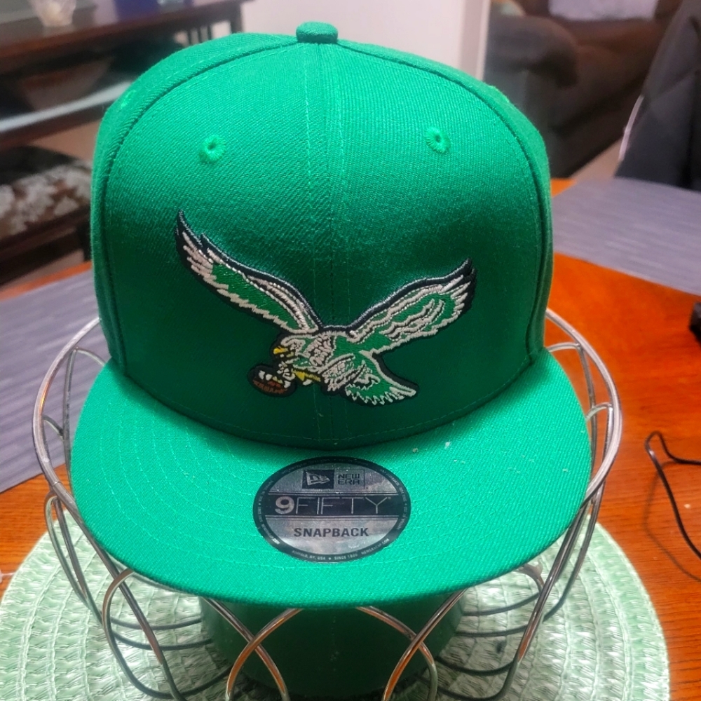 EAGLES HAT